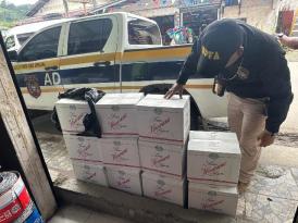 Retienen mercancía de presunto contrabando en Chiriquí Grande