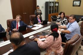 Aduanas recibe visita del FMI