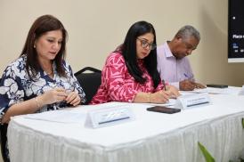  Aduanas refuerza el uso de placa oficial entre sus colaboradores