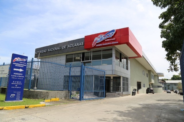 fachada aduanas